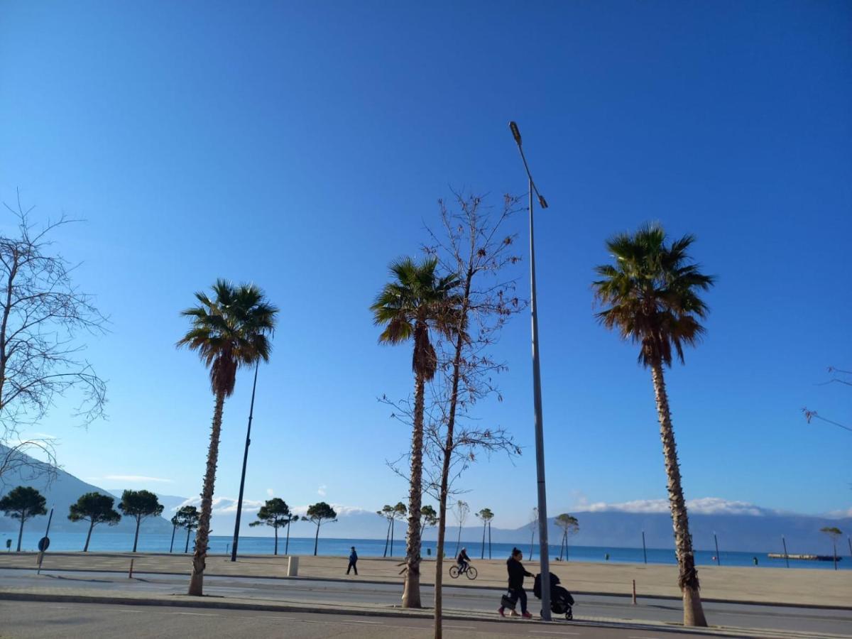 Apartament Seaside Studio Wlora